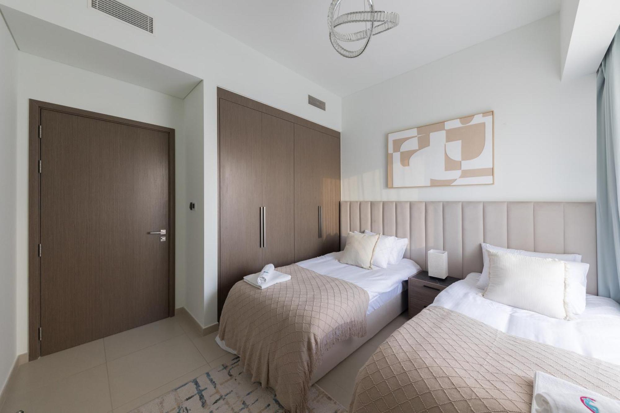 Spacious 3Br Plus Maids Burj Khalifa View ดูไบ ภายนอก รูปภาพ